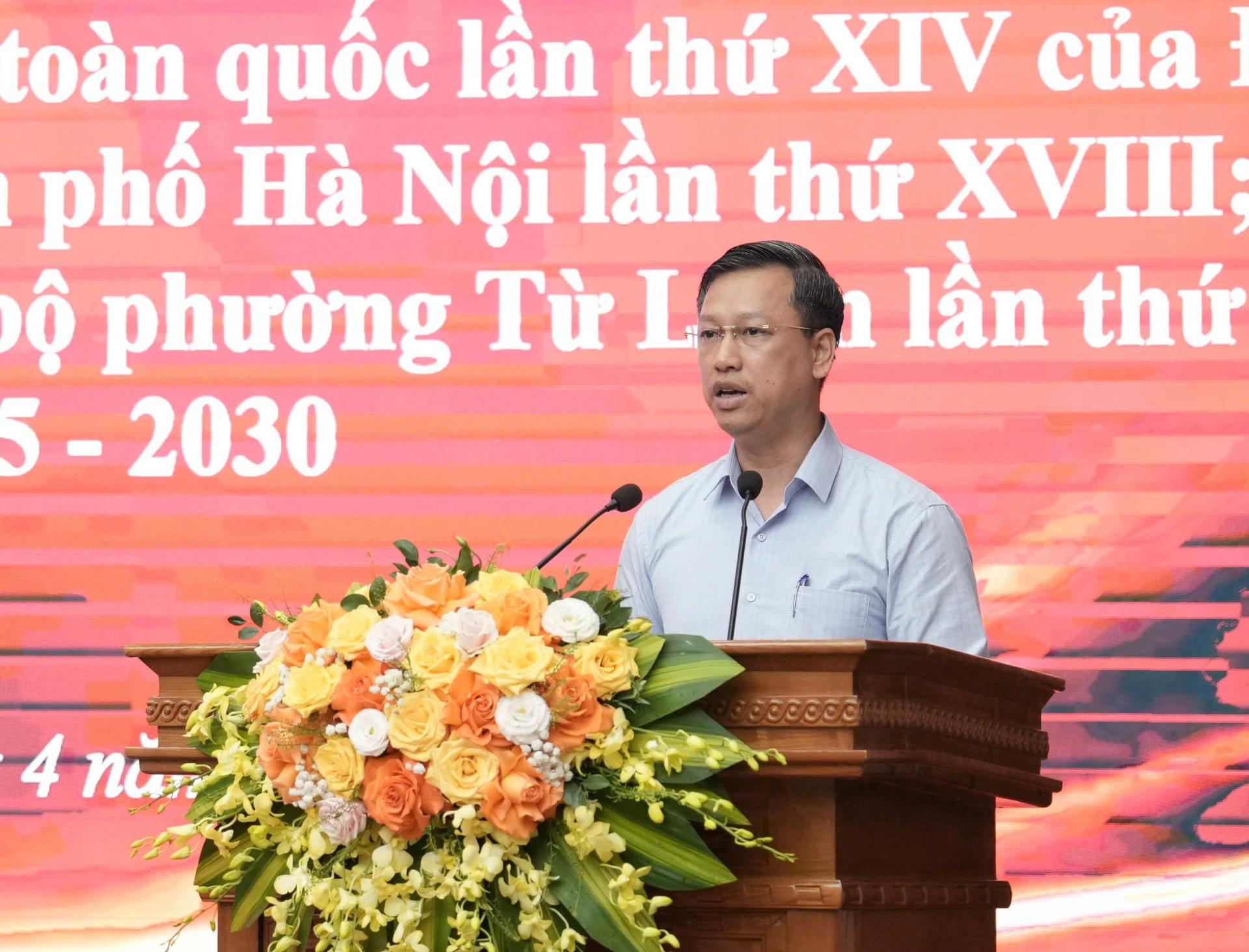 Phó Bí thư Thường trực Đảng ủy phường Từ Liêm Đỗ Khắc Đạo quán triệt, triển khai chương trình hành động của Ban Chấp hành Đảng bộ phường thực hiện Nghị quyết Đại hội đại biểu toàn quốc lần thứ XIV của Đảng; Nghị quyết Đại hội đại biểu thành phố Hà Nội lần thứ XVIII; Nghị quyết Đại hội Đảng bộ phường Từ Liêm lần thứ I, nhiệm kỳ 2025-2030