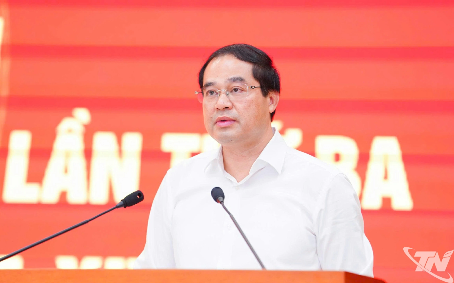 Đồng chí Bí thư Tỉnh ủy Trịnh Xuân Trường phát biểu chỉ đạo tại Hội nghị.