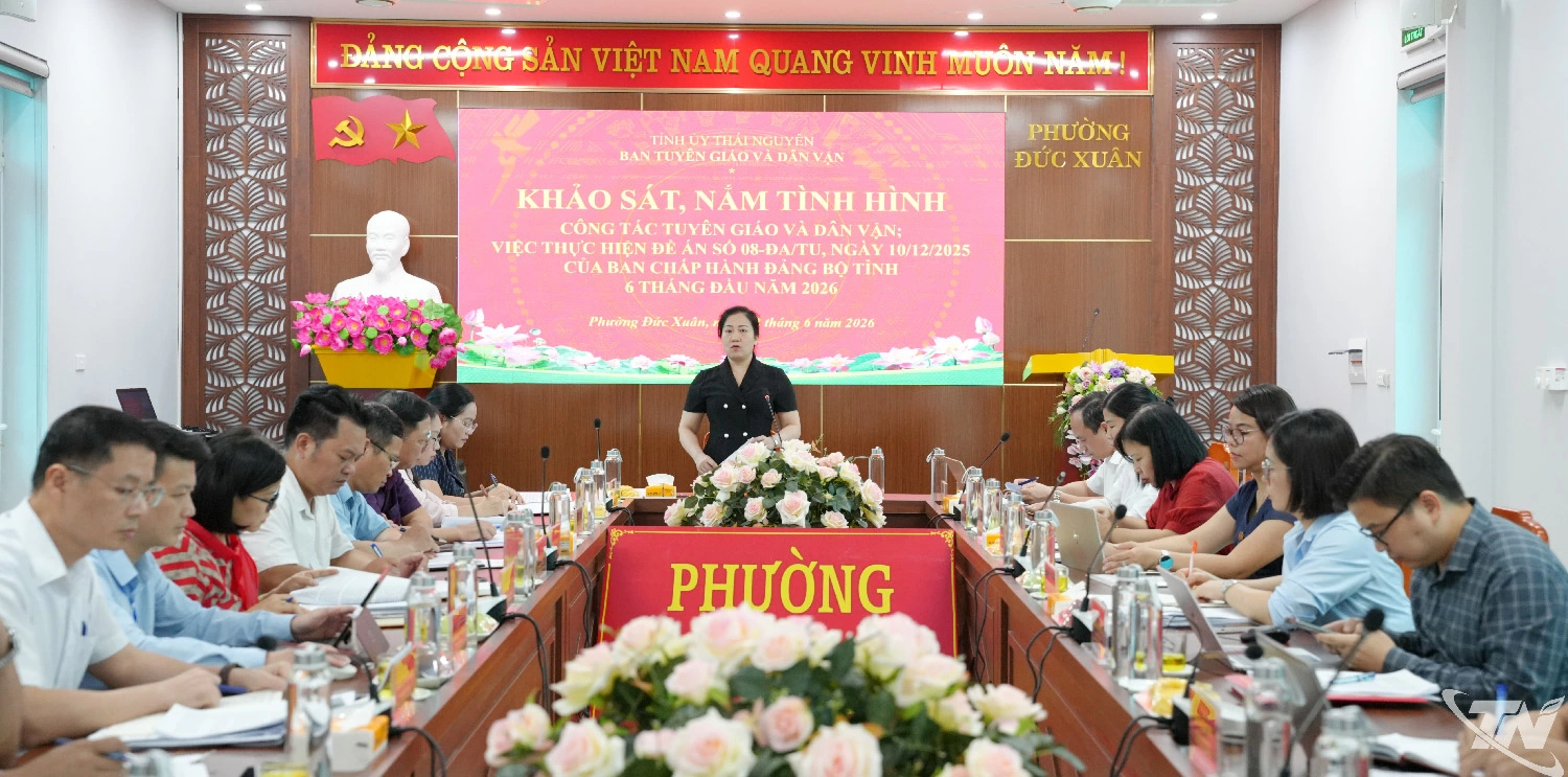 Đoàn khảo sát làm việc với phường Đức Xuân và xã Phong Quang về kết quả thực hiện công tác tuyên giáo, dân vận và Đề án số 08-ĐA/TU.