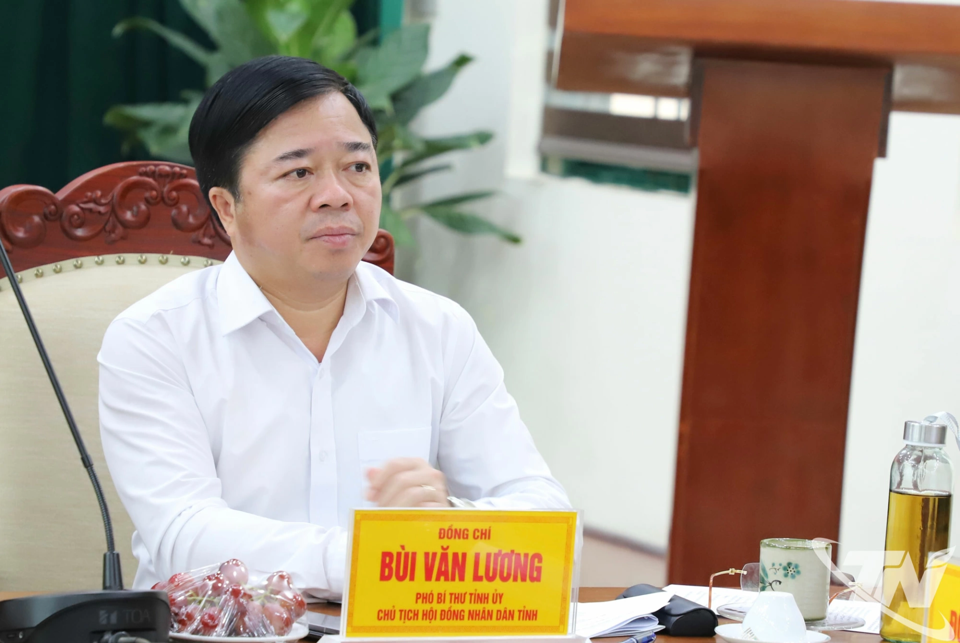 Đồng chí Bùi Văn Lương, Phó Bí thư Tỉnh ủy, Chủ tịch HĐND tỉnh, dự buổi làm việc.