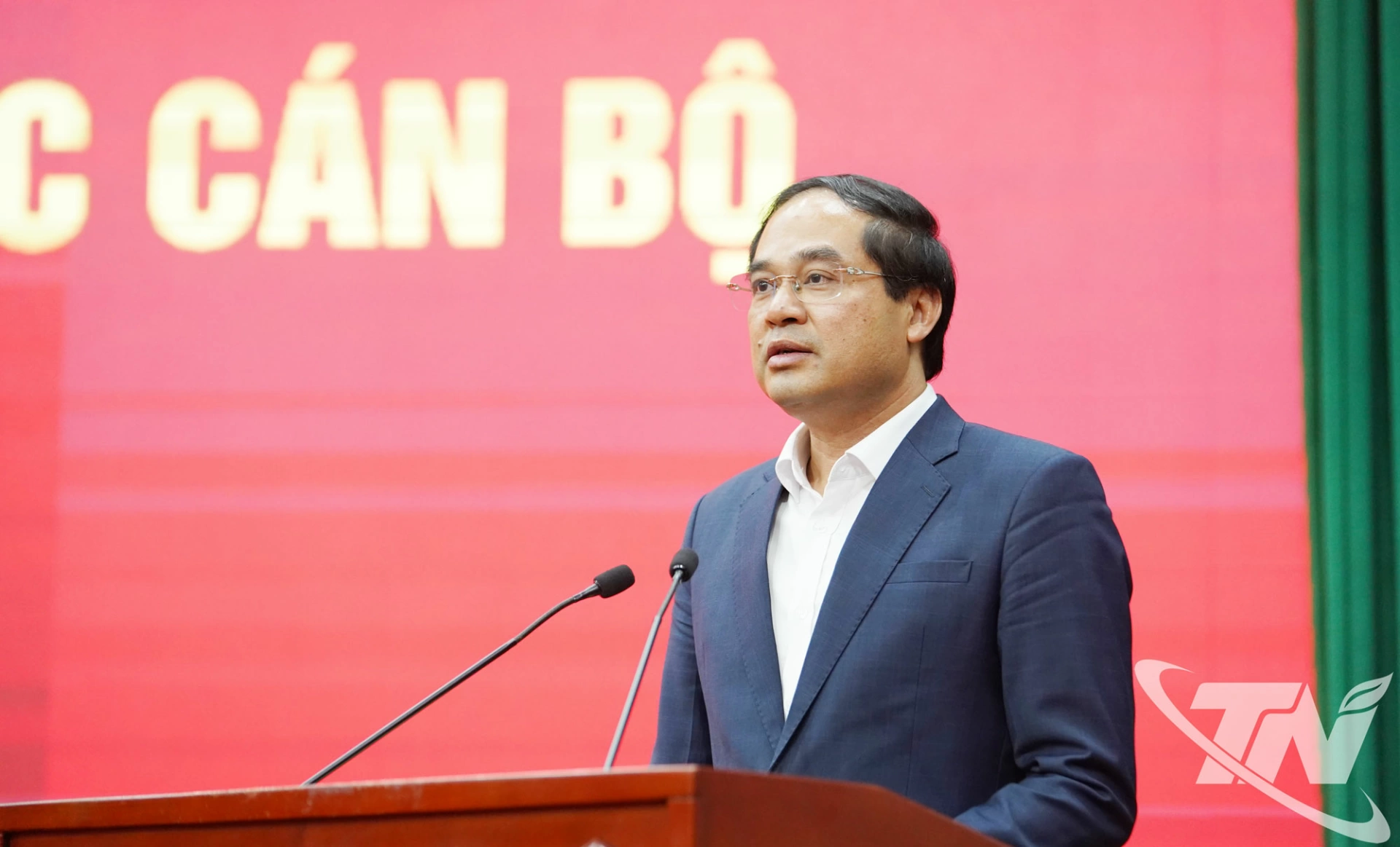 Đồng chí Bí thư Tỉnh ủy Trịnh Xuân Trường phát biểu tại Hội nghị cán bộ chủ chốt của tỉnh.