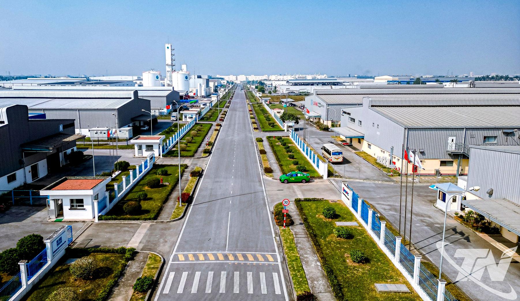 Cơ chế “luồng xanh” với cam kết rút ngắn ít nhất 60% thời gian giải quyết thủ tục đầu tư đã giúp Thái Nguyên bứt phá trở thành địa phương dẫn đầu cả nước về thu hút nguồn vốn FDI trong 4 tháng đầu năm 2026, với tổng vốn đầu tư đạt 6,06 tỷ USD.