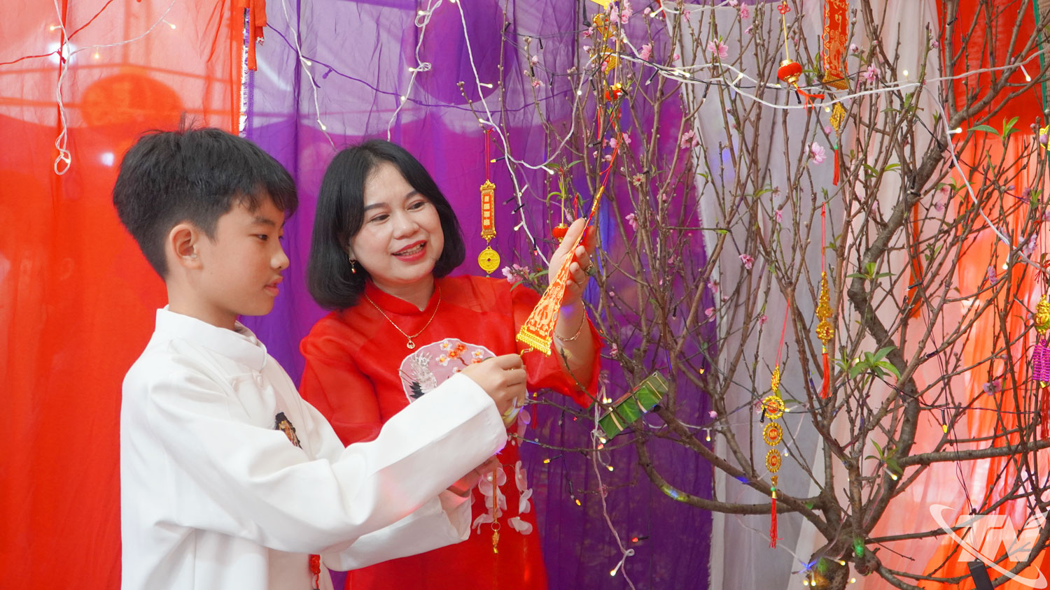 Ngày Tết quê em là hoạt động ý nghĩa, gắn kết học sinh và giáo viên.