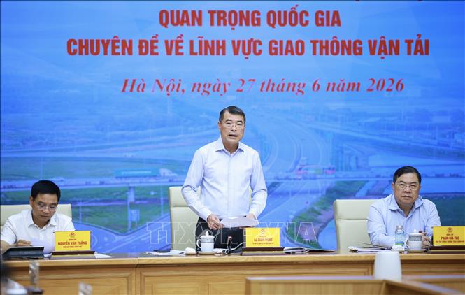 Thủ tướng Lê Minh Hưng chủ trì Hội nghị trực tuyến sơ kết 6 tháng đầu năm 2026 về lĩnh vực giao thông vận tải. Ảnh: Dương Giang/TTXVN