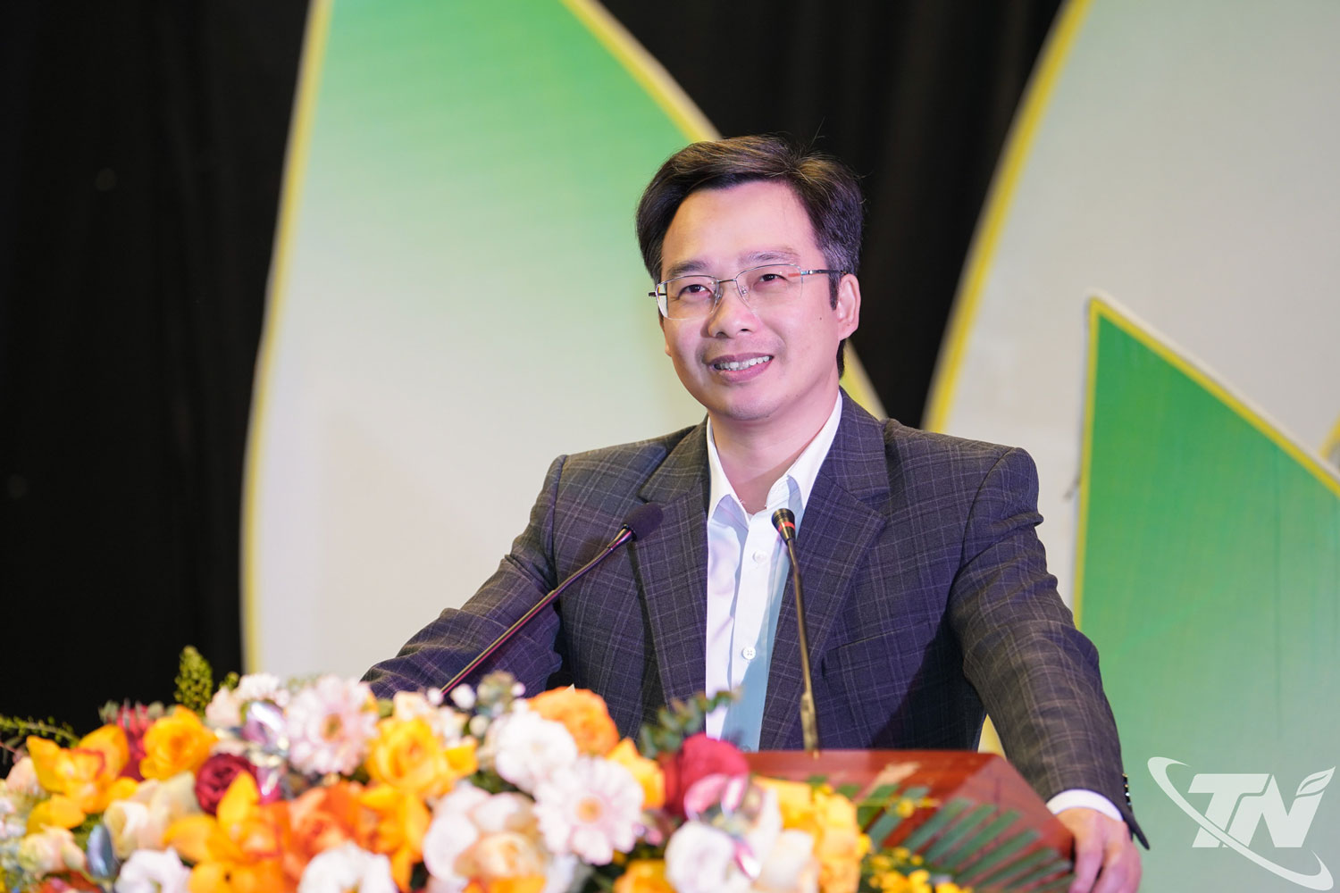 Đồng ch&iacute; Lưu Ngọc Trung, Ph&oacute; Trưởng Ban Tuy&ecirc;n gi&aacute;o v&agrave; D&acirc;n vận Tỉnh ủy, ph&aacute;t biểu tại Hội nghị.