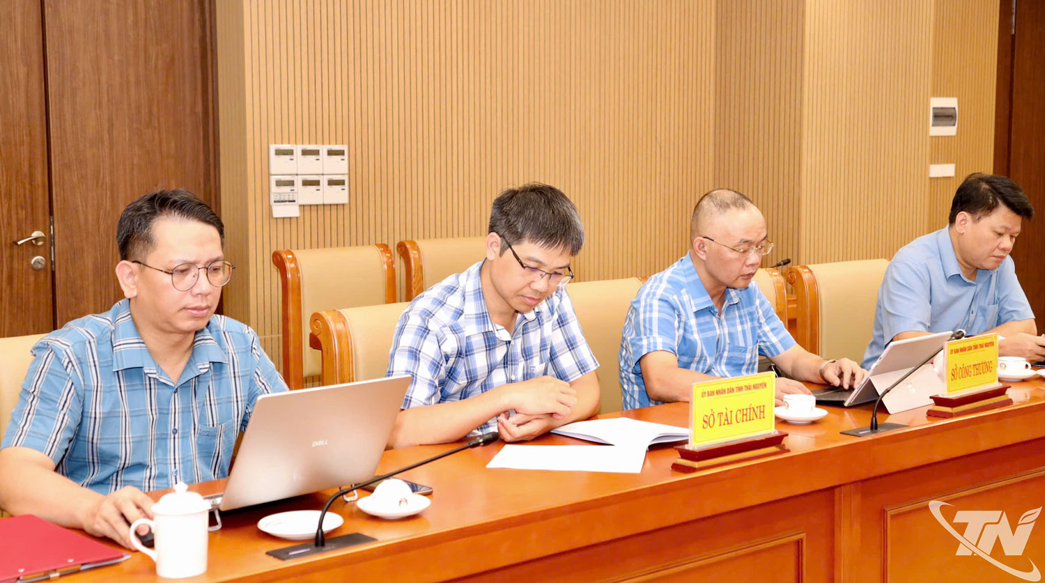 Đại biểu dự Hội nghị.