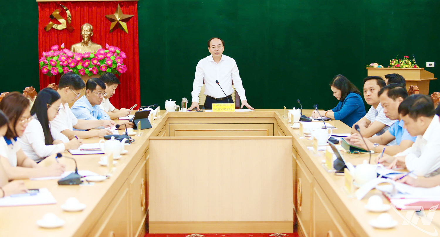 Đồng chí Phó Bí thư Thường trực Tỉnh ủy, Chủ tịch HĐND tỉnh Nguyễn Đăng Bình chỉ đạo cụ thể thời hạn cấp giấy chứng nhận quyền sử dụng đất cho công dân Toàn Thị Yên xong trước ngày 28/8/2025.