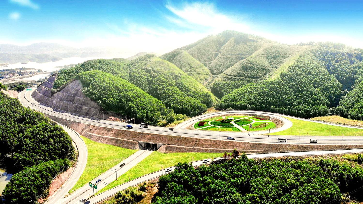 Cao tốc Hạ Long - Vân Đồn đã hoàn thành đưa vào khai thác.