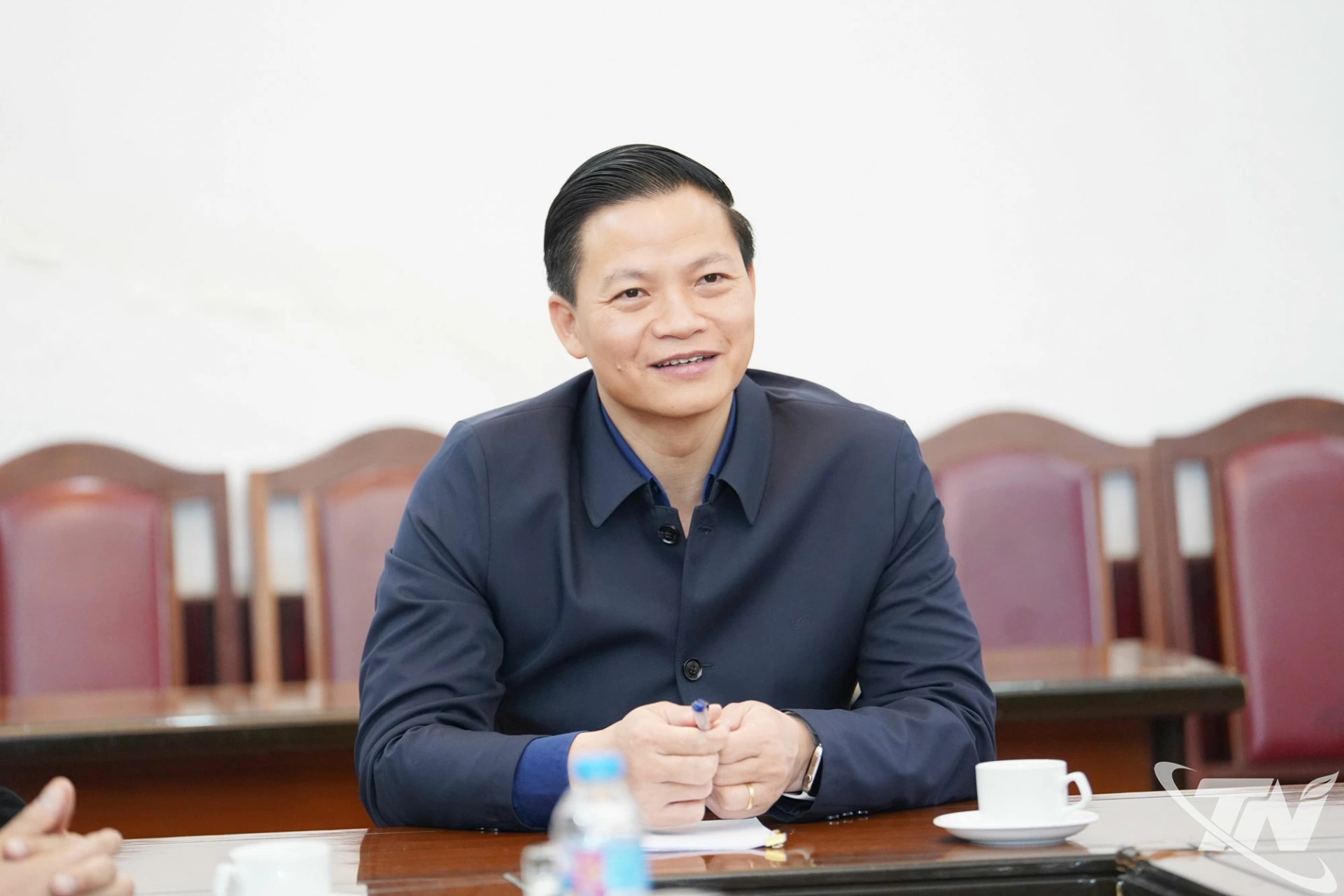 Đồng ch&iacute; Chủ tịch UBND tỉnh Vương Quốc Tuấn ph&aacute;t biểu kết luận buổi l&agrave;m việc.  