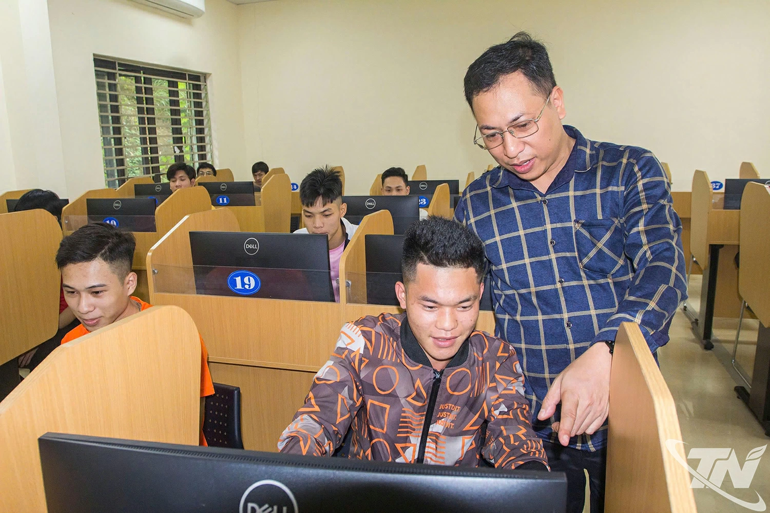 Sinh viên Trường Đại học Công nghệ Thông tin và Truyền thông (Đại học Thái Nguyên) được đào tạo kỹ năng số, sẵn sàng tham gia hệ sinh thái đổi mới sáng tạo.