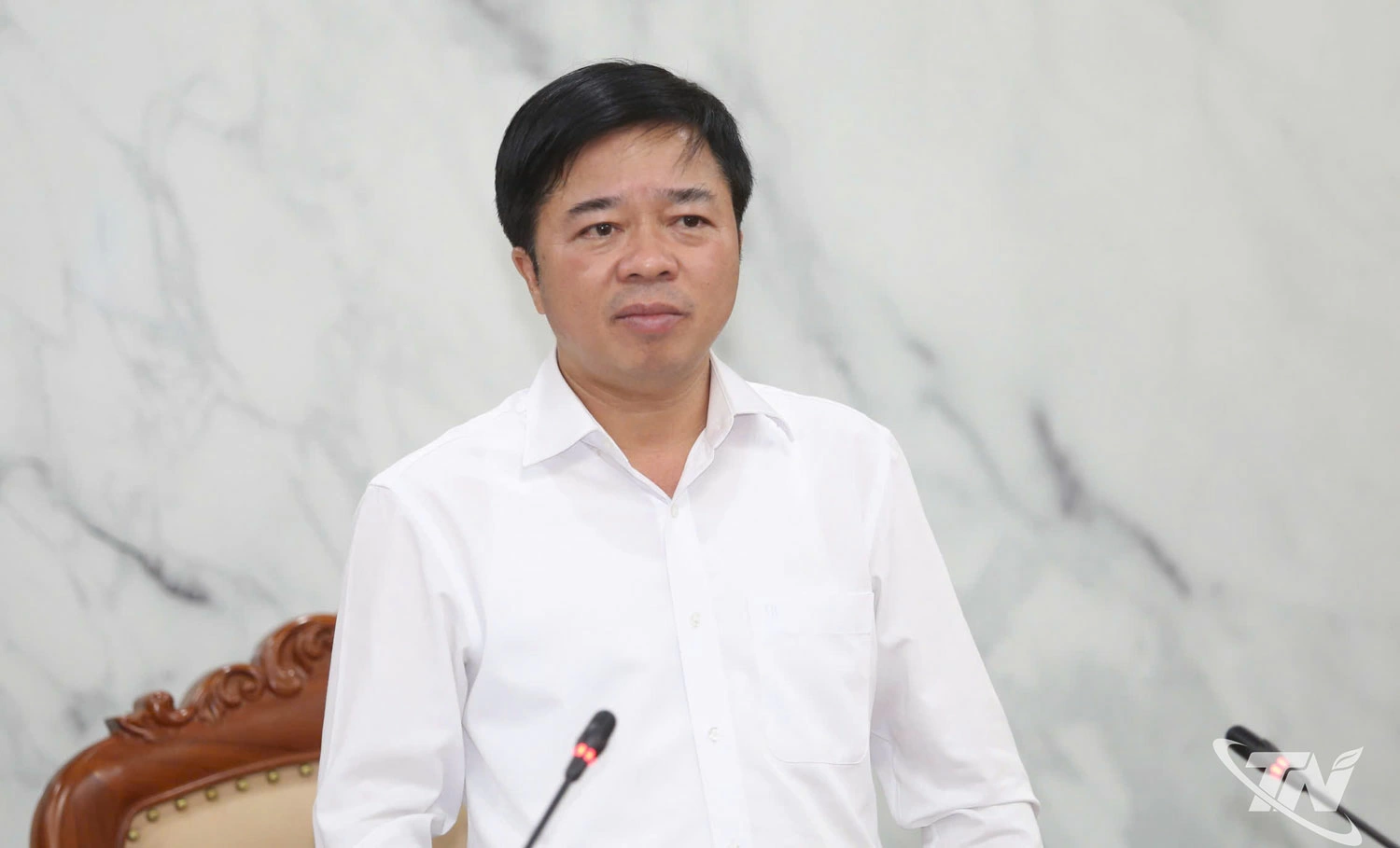 Đồng chí Phó Chủ tịch UBND tỉnh phát biểu kết luận cuộc họp.