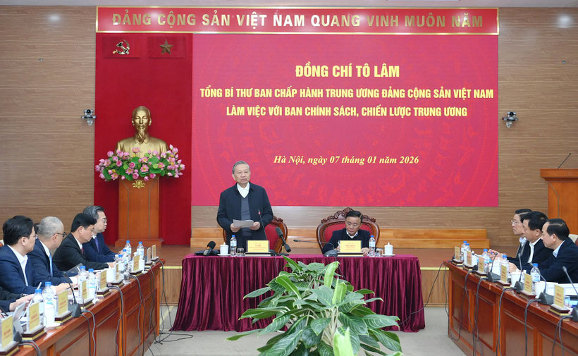 Tổng B&iacute; thư T&ocirc; L&acirc;m chủ tr&igrave; cuộc l&agrave;m việc với Ban Ch&iacute;nh s&aacute;ch, Chiến lược Trung ương.
