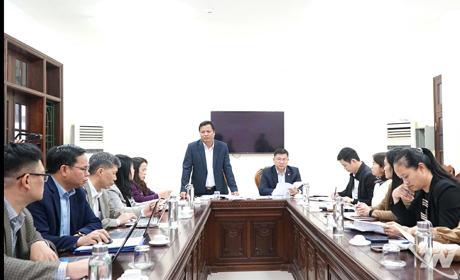 oàn cảnh đoàn kiểm tra làm việc tại UBND phường Sông Công.