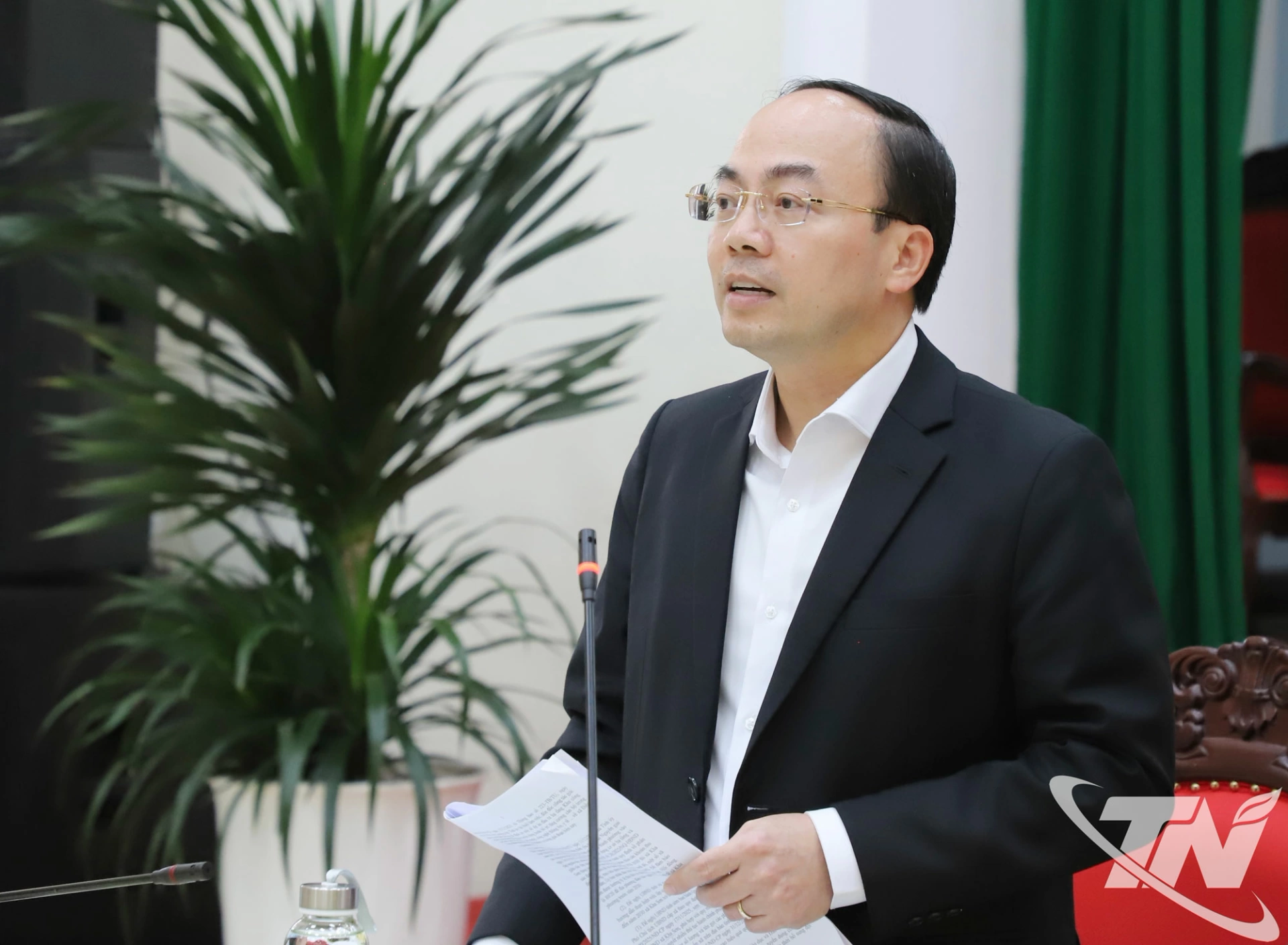 Đồng chí Phó Bí thư Thường trực Tỉnh ủy, Chủ tịch HĐND tỉnh Nguyễn Đăng Bình phát biểu tại Hội nghị.