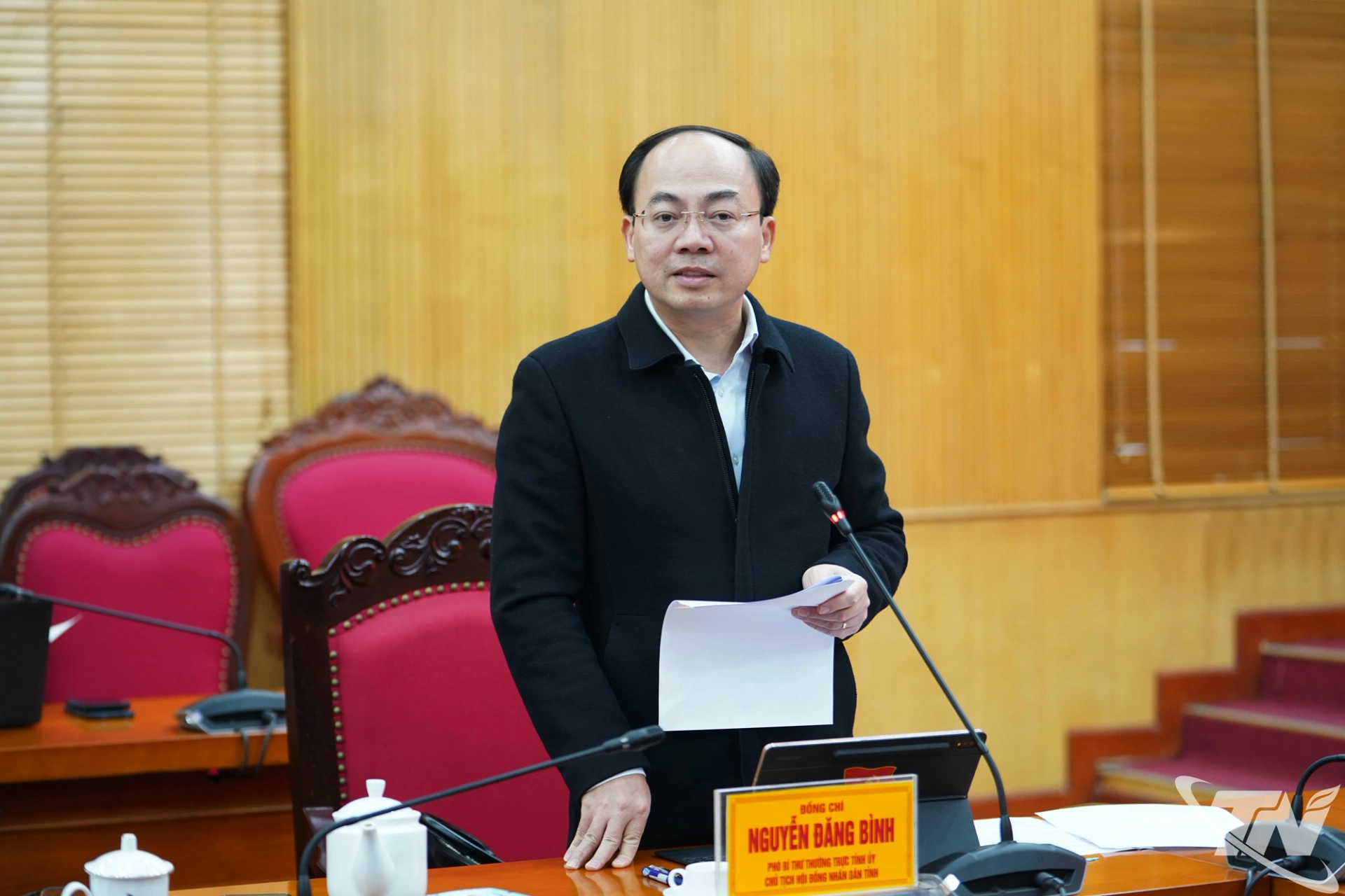 Đồng ch&iacute; Ph&oacute; B&iacute; thư Thường trực Tỉnh ủy, Chủ tịch HĐND tỉnh Nguyễn Đăng B&igrave;nh ph&aacute;t biểu tại Hội nghị.