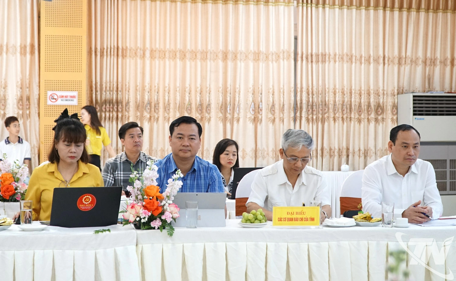 Các đại biểu dự Hội nghị.