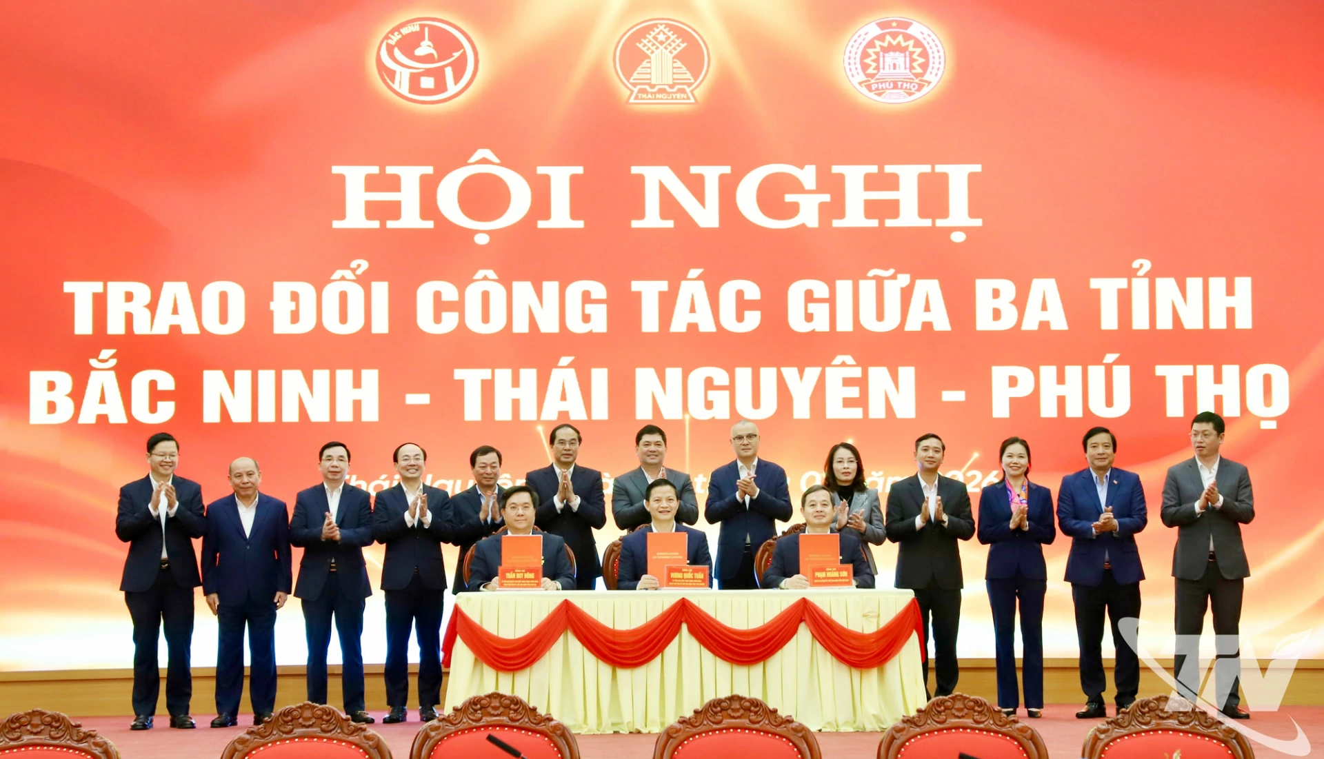 Ký biên bản ghi nhớ hợp tác giữa ba tỉnh Thái Nguyên - Bắc Ninh - Phú Thọ.