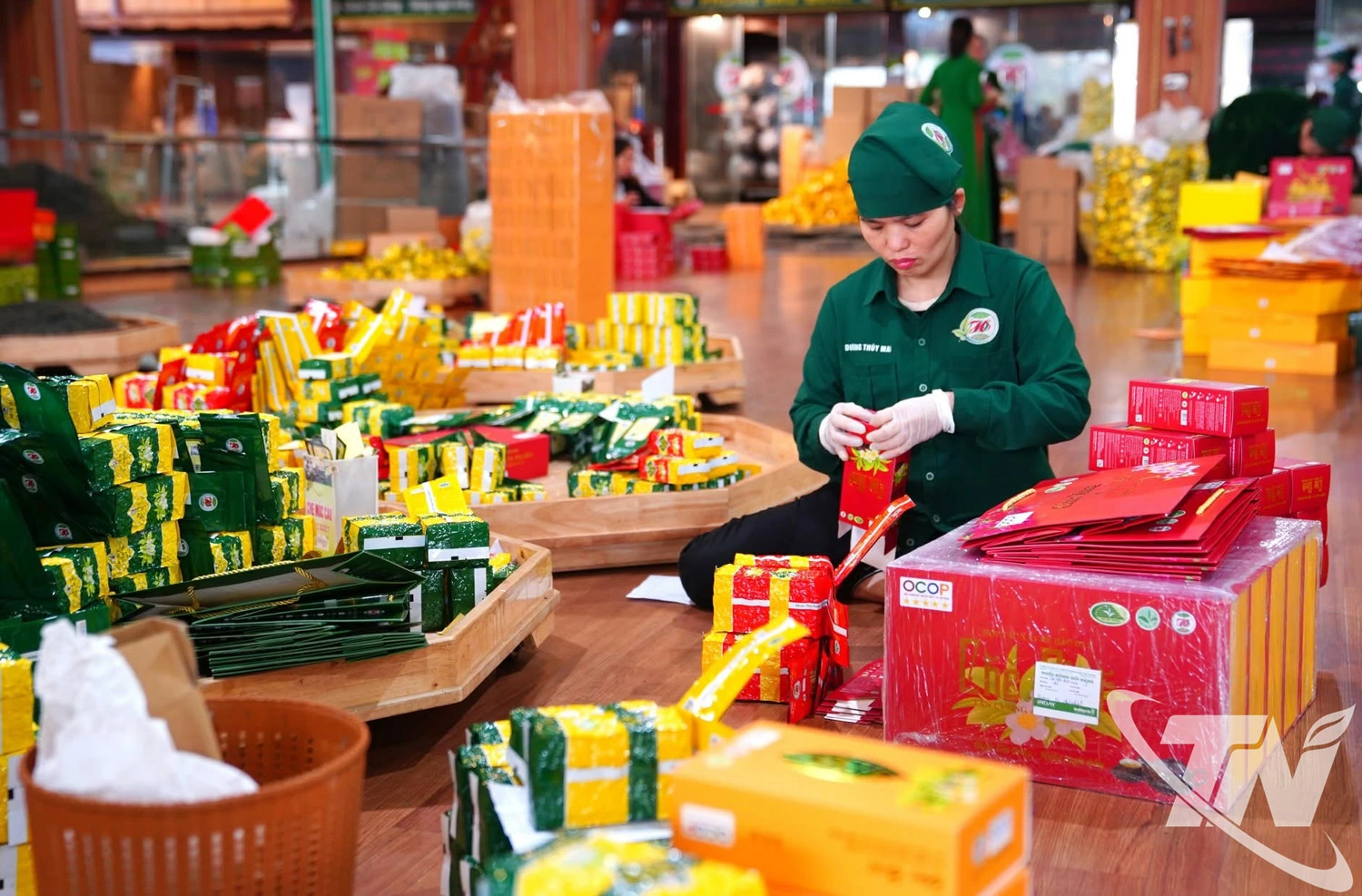 Các dòng trà đinh, trà tôm nõn và trà móc câu cao cấp là những sản phẩm tiêu thụ tốt nhất trong dịp Tết.