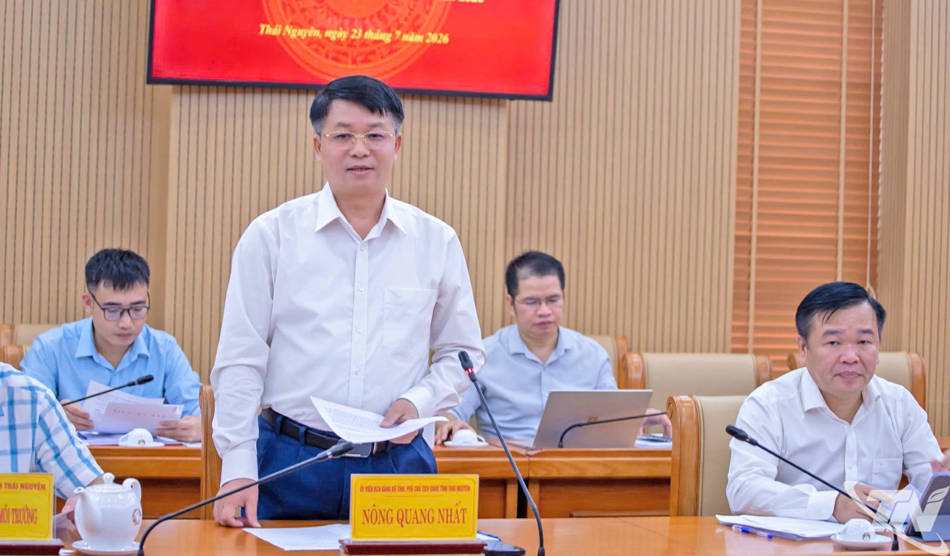 Đồng chí Nông Quang Nhất, Phó Chủ tịch UBND tỉnh Thái Nguyên phát biểu tại buổi làm việc.