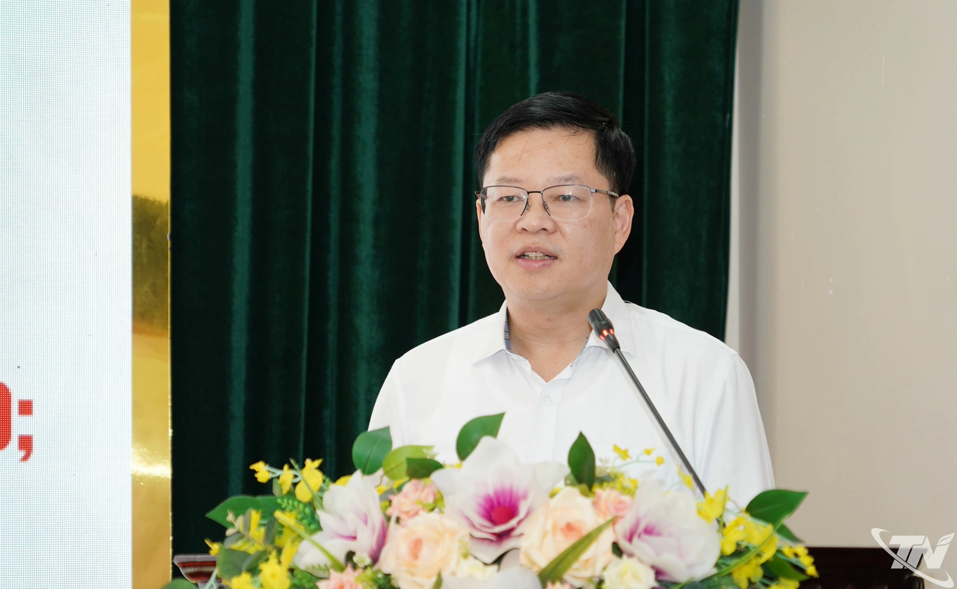 Đồng chí Đinh Quang Tuyên phát biểu kết luận Hội nghị.
