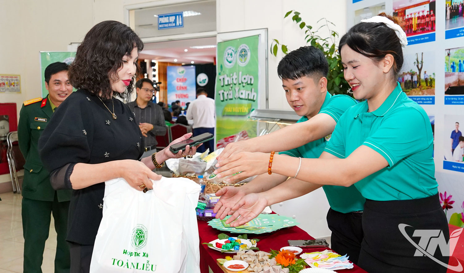 Sản phẩm Thịt lợn trà xanh - Tinh hoa Thái Nguyên được người tiêu dùng rất quan tâm