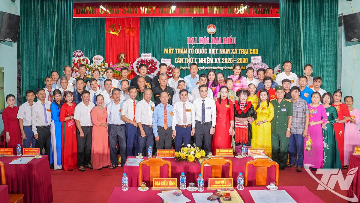 Ủy ban MTTQ Việt Nam xã Trại Cau khóa I ra mắt Đại hội.