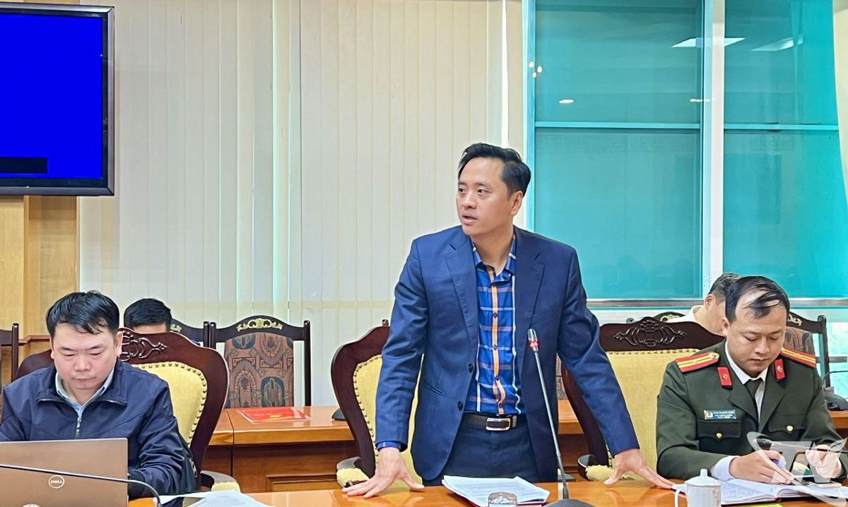 Đại diện c&aacute;c đơn vị ph&aacute;t biểu tại cuộc họp