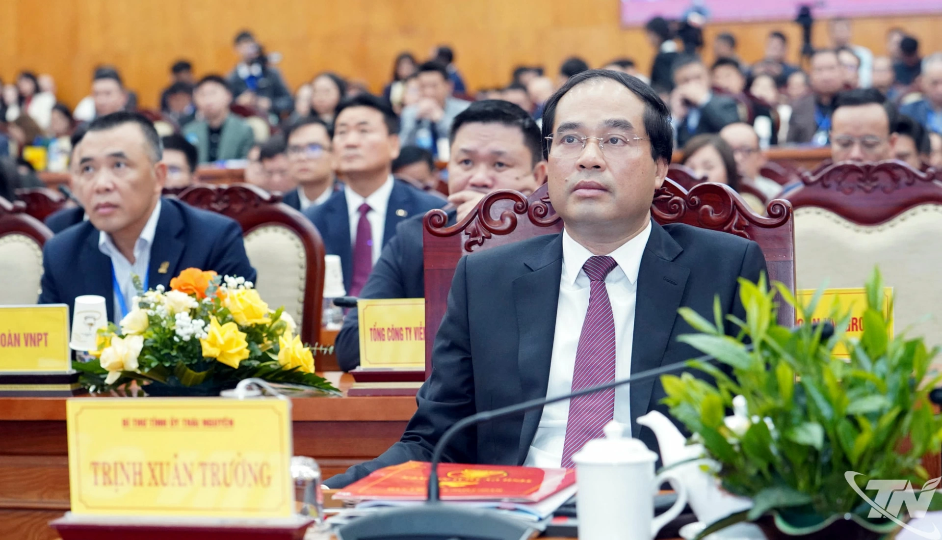 Đồng ch&iacute; B&iacute; thư Tỉnh ủy Trịnh Xu&acirc;n Trường dự Hội nghị.