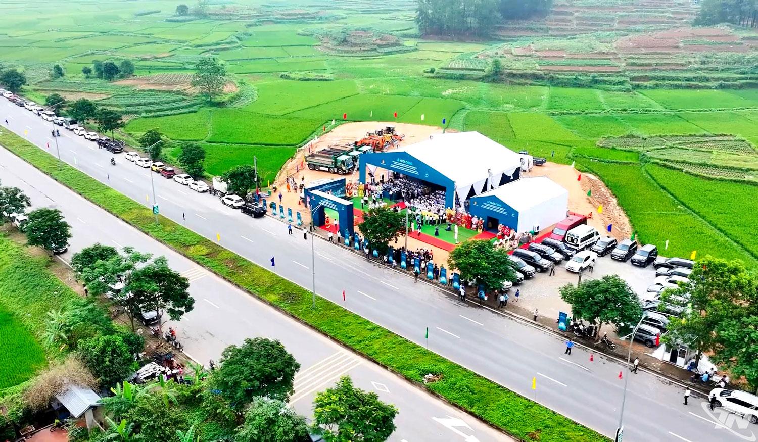 Cụm công nghiệp Hà Châu 1 và Hà Châu 2 được đầu tư xây dựng trên địa bàn xã Điềm Thụy,   với kỳ vọng góp phần mở rộng không gian công nghiệp tại khu vực phía Nam của tỉnh.
