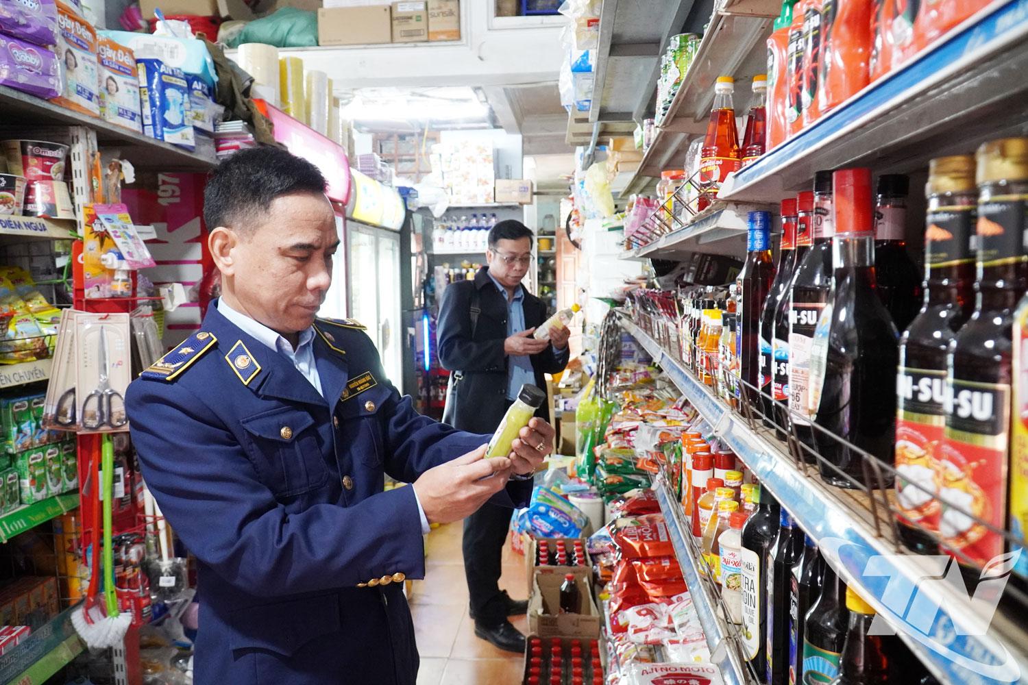 Lực lượng chức năng tăng cường kiểm tra trong dịp Tết Nguyên đán Bính Ngọ.