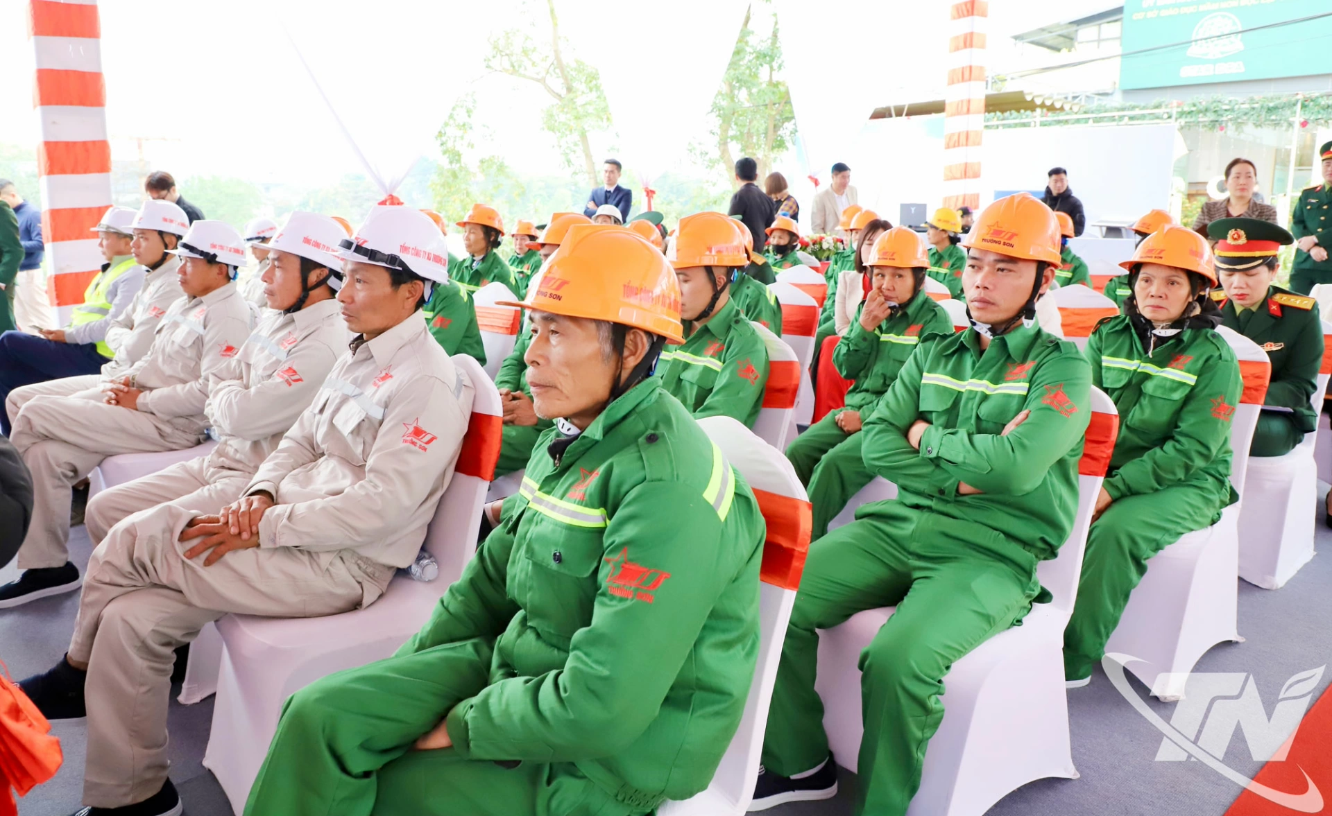 Đại biểu dự Lễ khởi công.