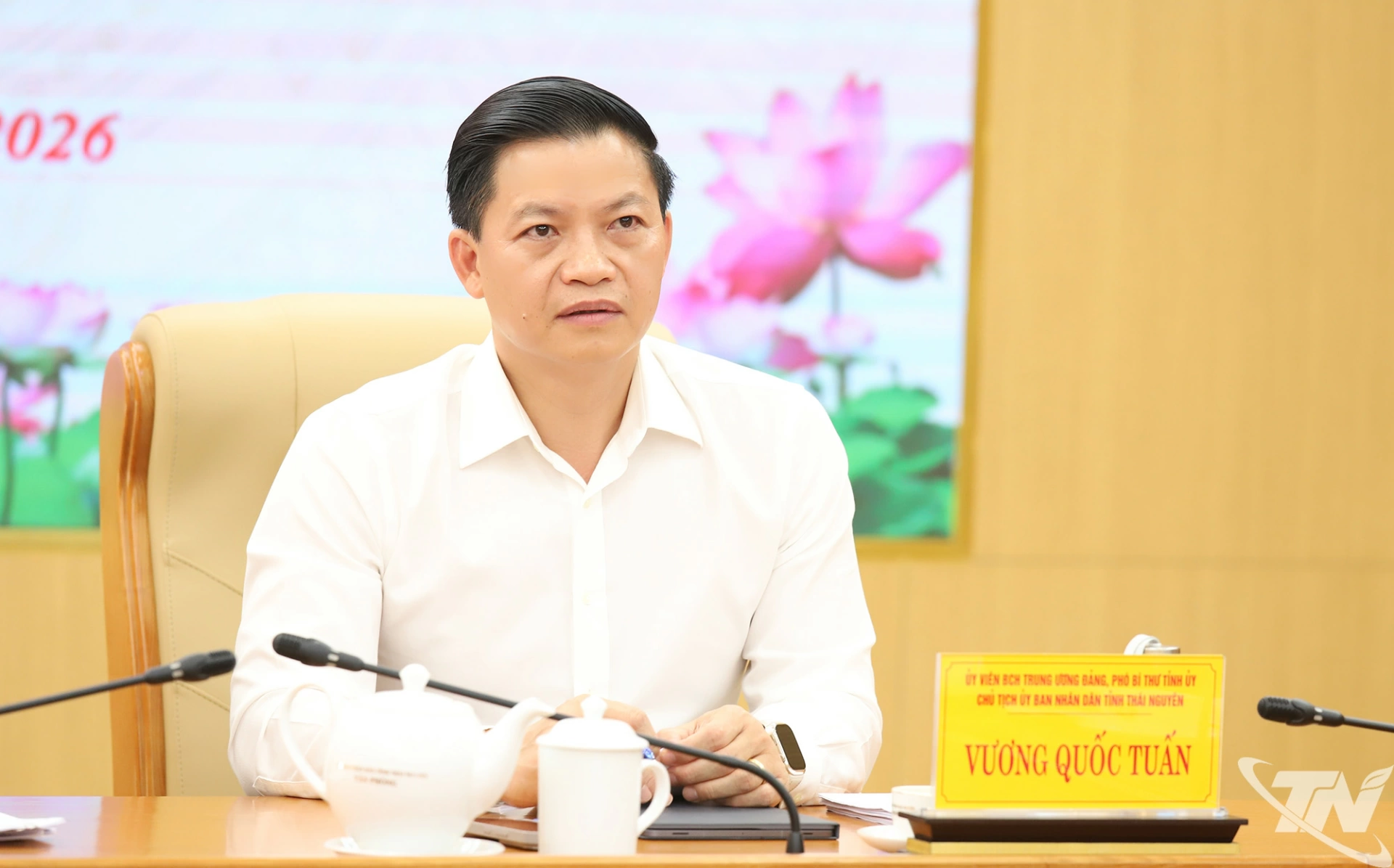 Đồng chí Chủ tịch UBND tỉnh Vương Quốc Tuấn phát biểu kết luận Hội nghị.