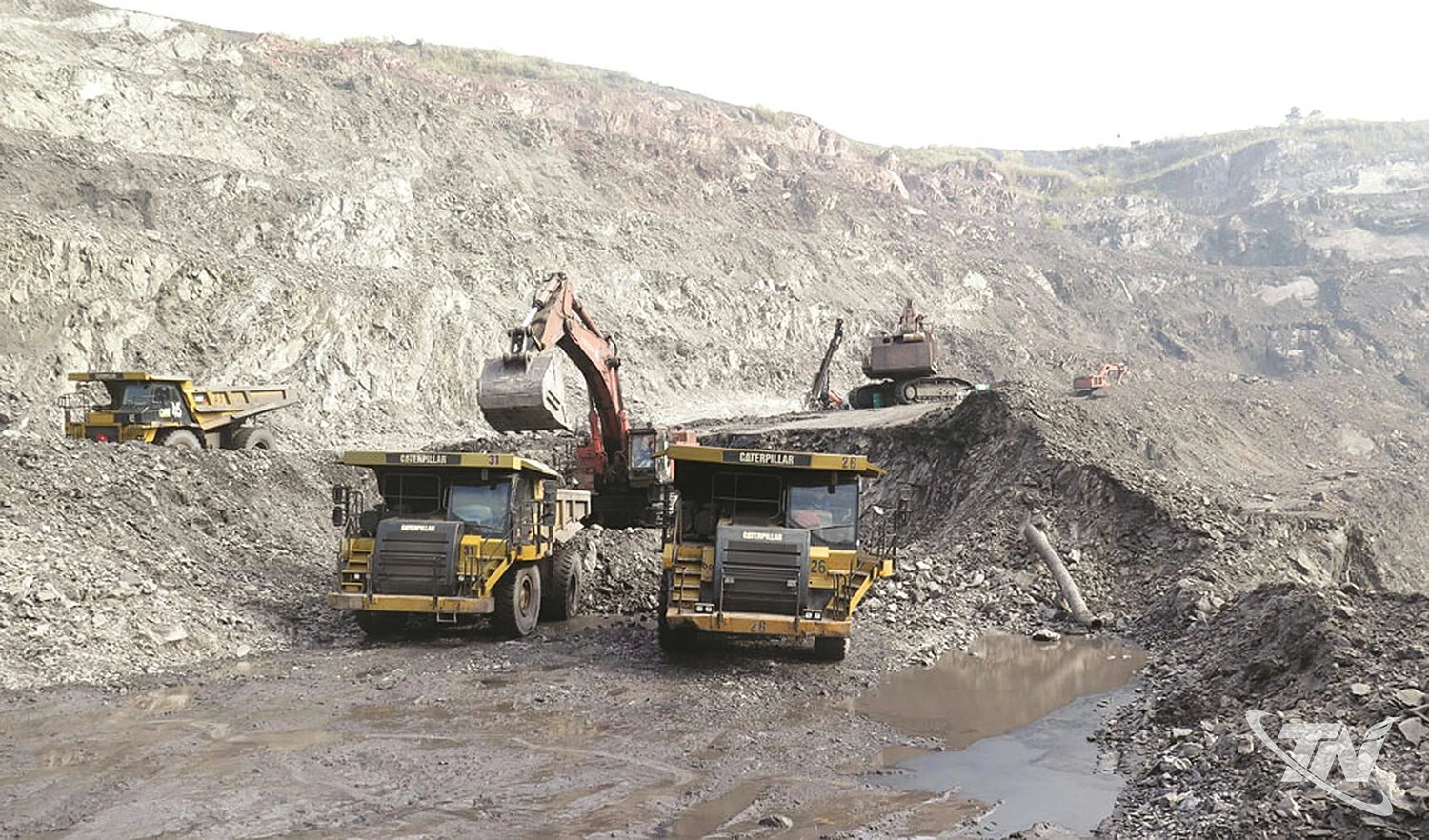 Năm 2026, Tổng Công ty phấn   đấu khai thác than nguyên khai   đạt 1,35 triệu tấn.  