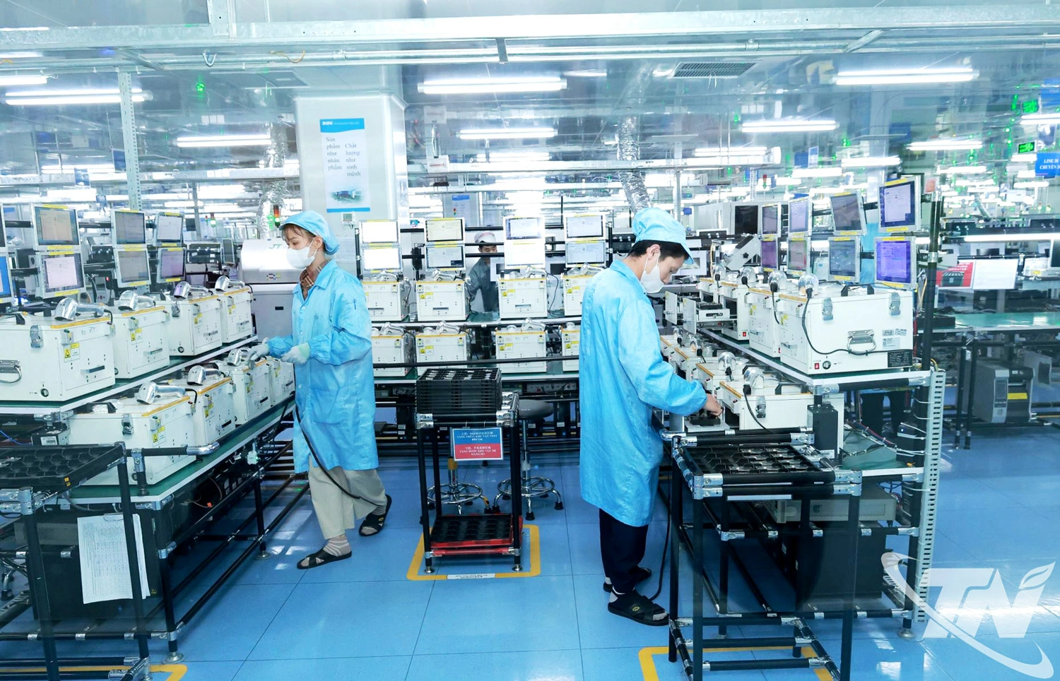 Lao động trong các doanh nghiệp trên địa bàn tỉnh ngày càng được đào tạo bài bản, đáp ứng nhu cầu sản xuất hiện đại.