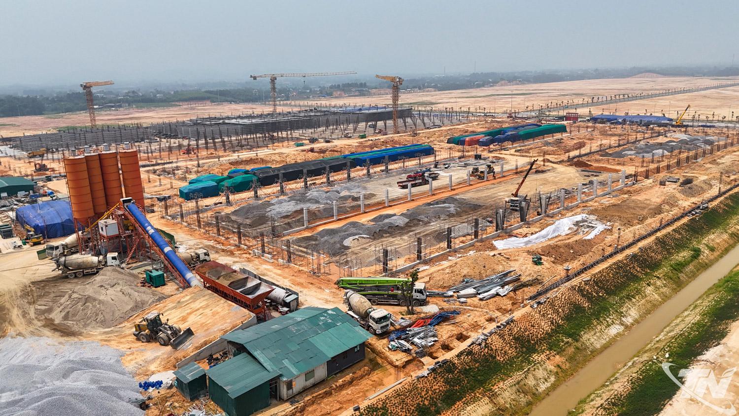 KCN Sông Công 2, giai đoạn 2, với tổng diện tích 296,24ha đã cơ bản hoàn thành, với hạ tầng đồng bộ, hiện đại, trở thành điểm đến lý tưởng của các dự án công nghệ cao.