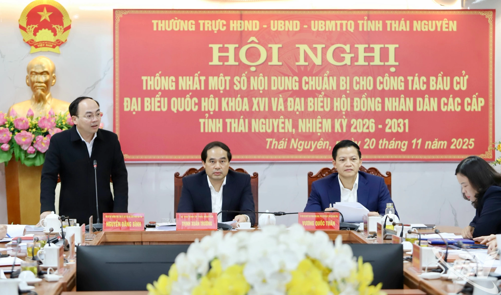 đồng chí Nguyễn Đăng Bình, Phó Bí thư Thường trực Tỉnh ủy, Chủ tịch HĐND tỉnh, Phó Trưởng ban Thường trực Ban Chỉ đạo bầu cử tỉnh, Chủ tịch Ủy ban bầu cử tỉnh