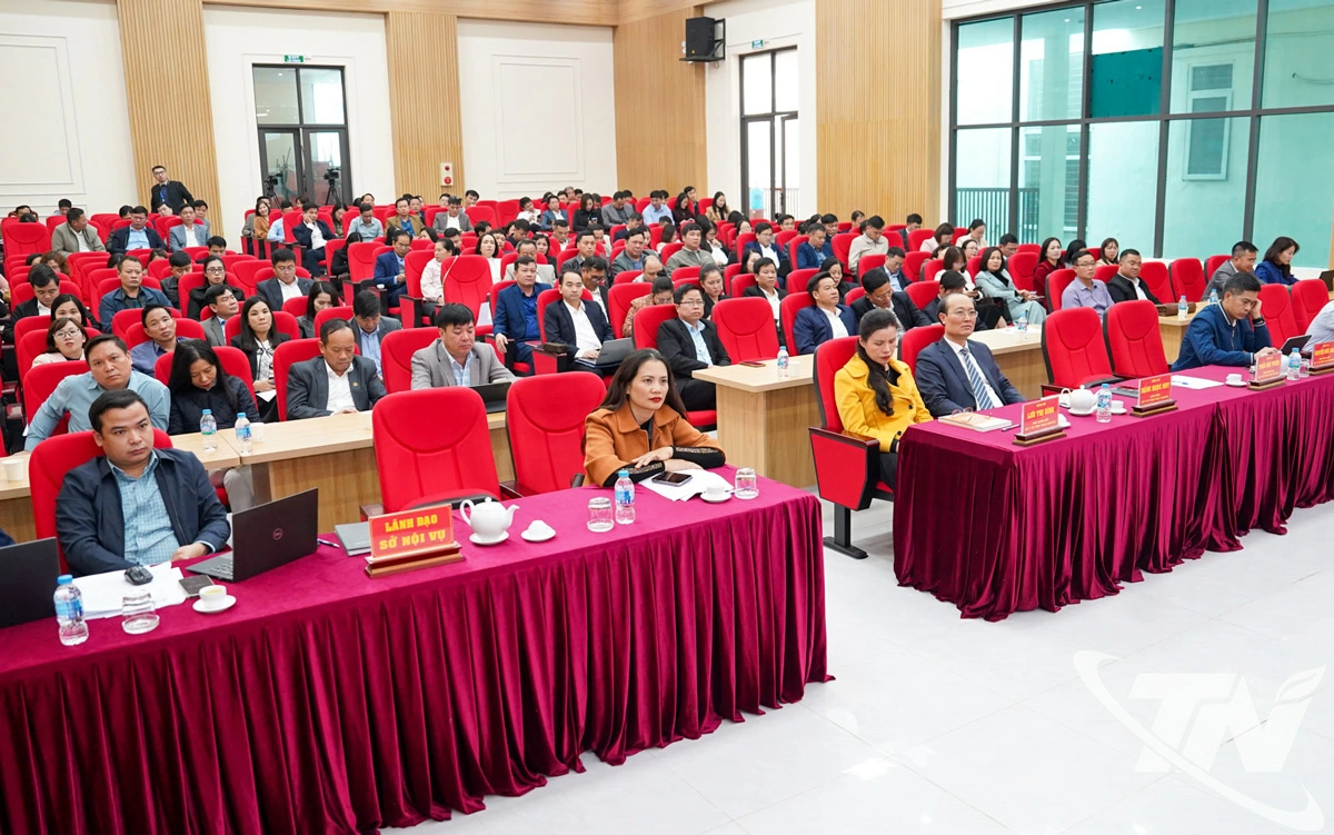 Các đại biểu dự Hội nghị.