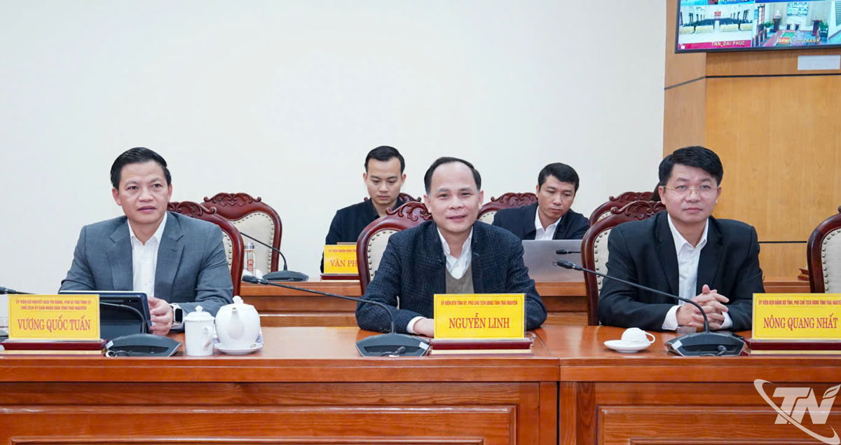 Đồng chí Vương Quốc Tuấn, Ủy viên dự khuyết Trung ương Đảng, Phó Bí thư Tỉnh ủy, Chủ tịch UBND tỉnh dự Hội nghị.