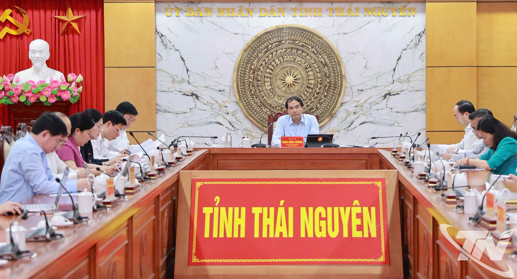 Đồng chí Bí thư Tỉnh ủy Trịnh Xuân Trường chủ trì Hội nghị.