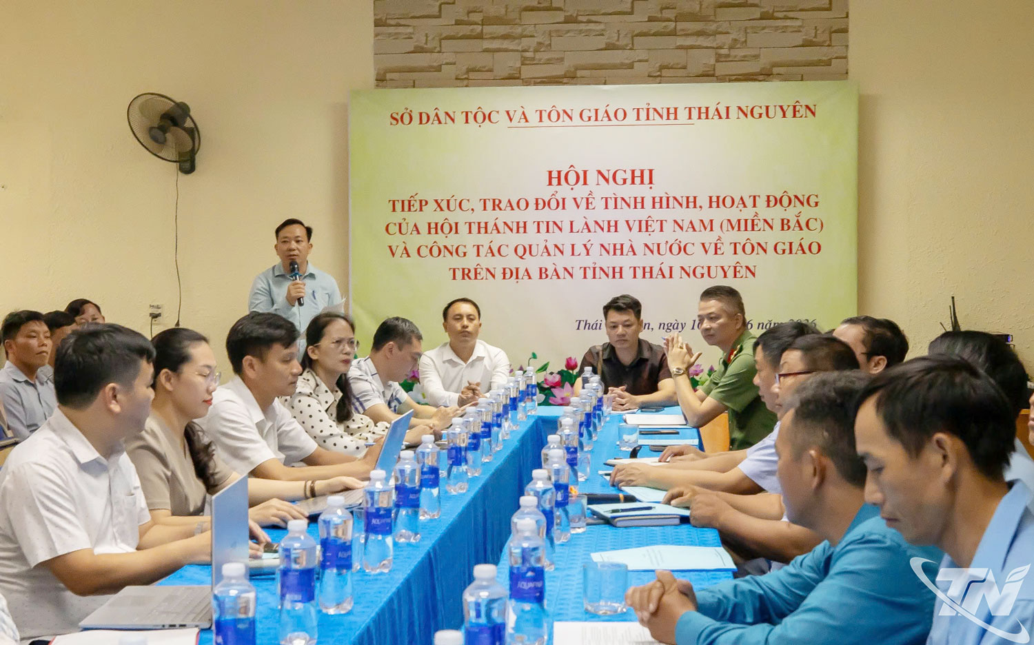 Các đại biểu dự Hội nghị.