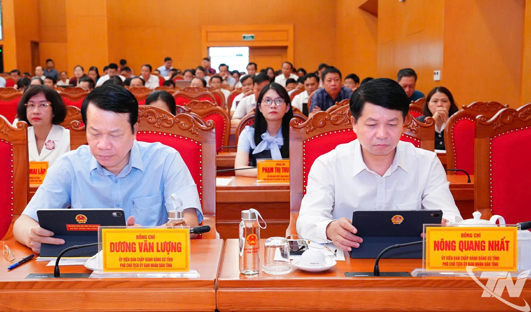 Các đại biểu dự Hội nghị.