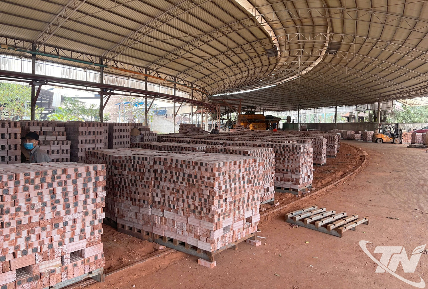 Giá gạch nung phụ thuộc nhiều vào nhu cầu xây dựng dân dụng.