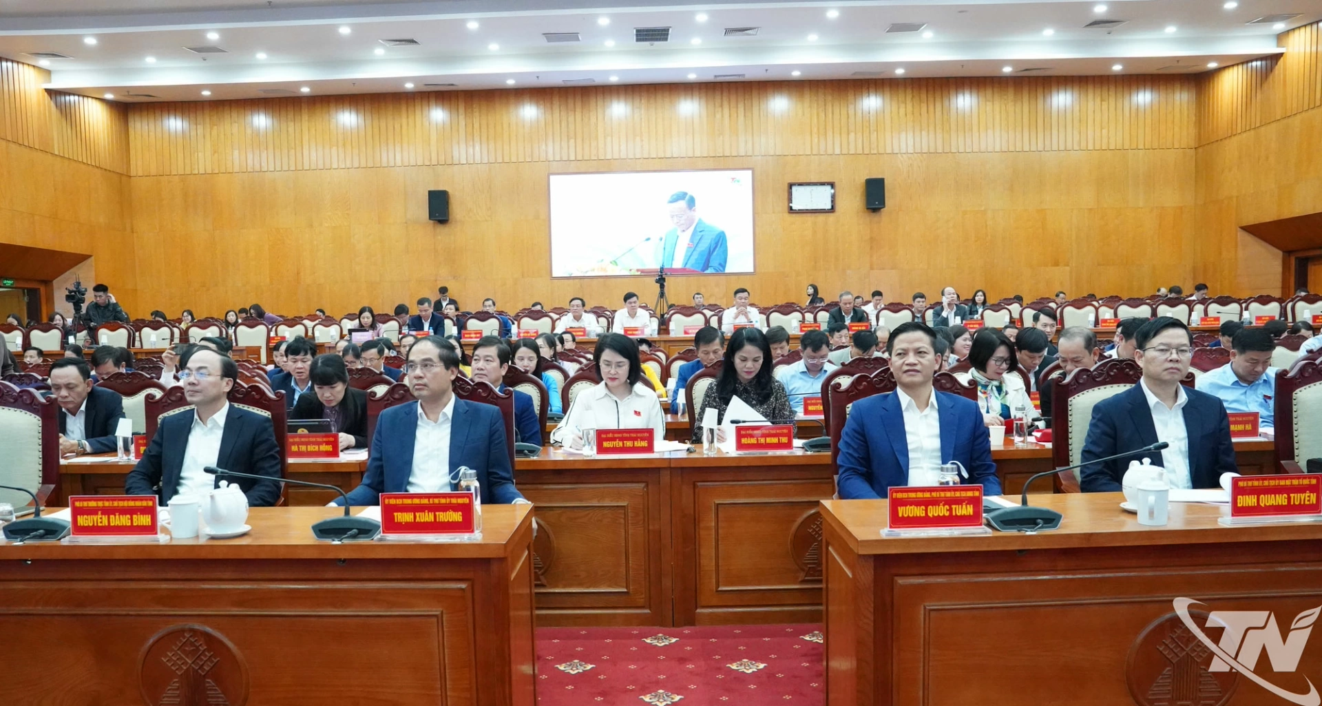 Các đại biểu dự Kỳ họp.