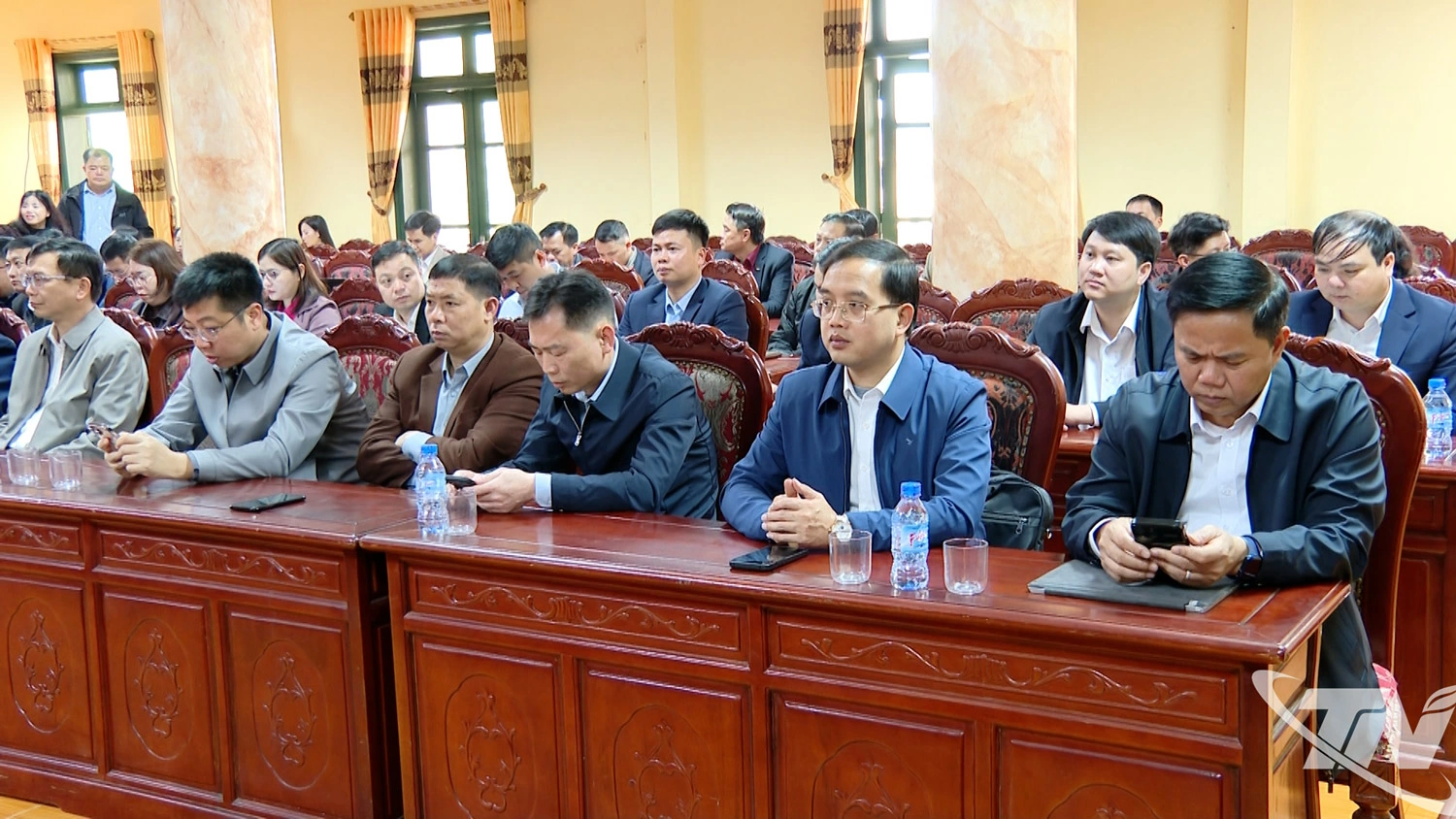 Đại biểu dự Hội nghị.