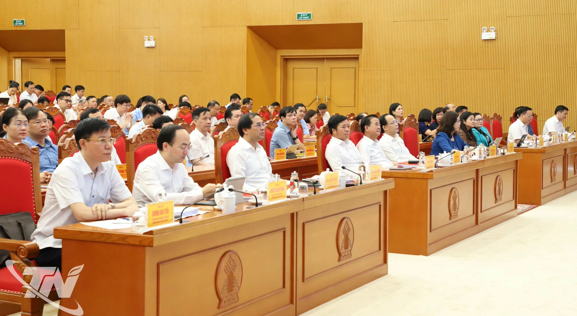 Các đại biểu dự hội nghị.