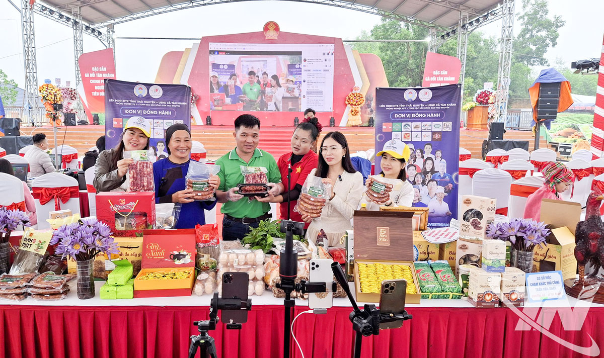 Thái Nguyên tổ chức các chương trình xúc tiến thương mại để tiêu thụ sản phẩm OCOP của các doanh nghiệp, hợp tác xã, các cơ sở kinh doanh.