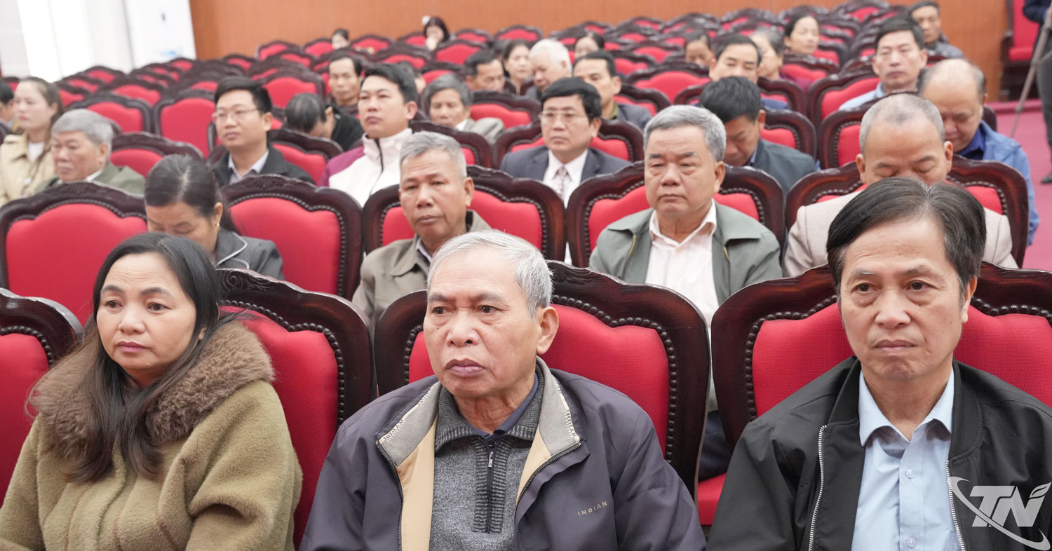 Cử tri tham gia Hội nghị.