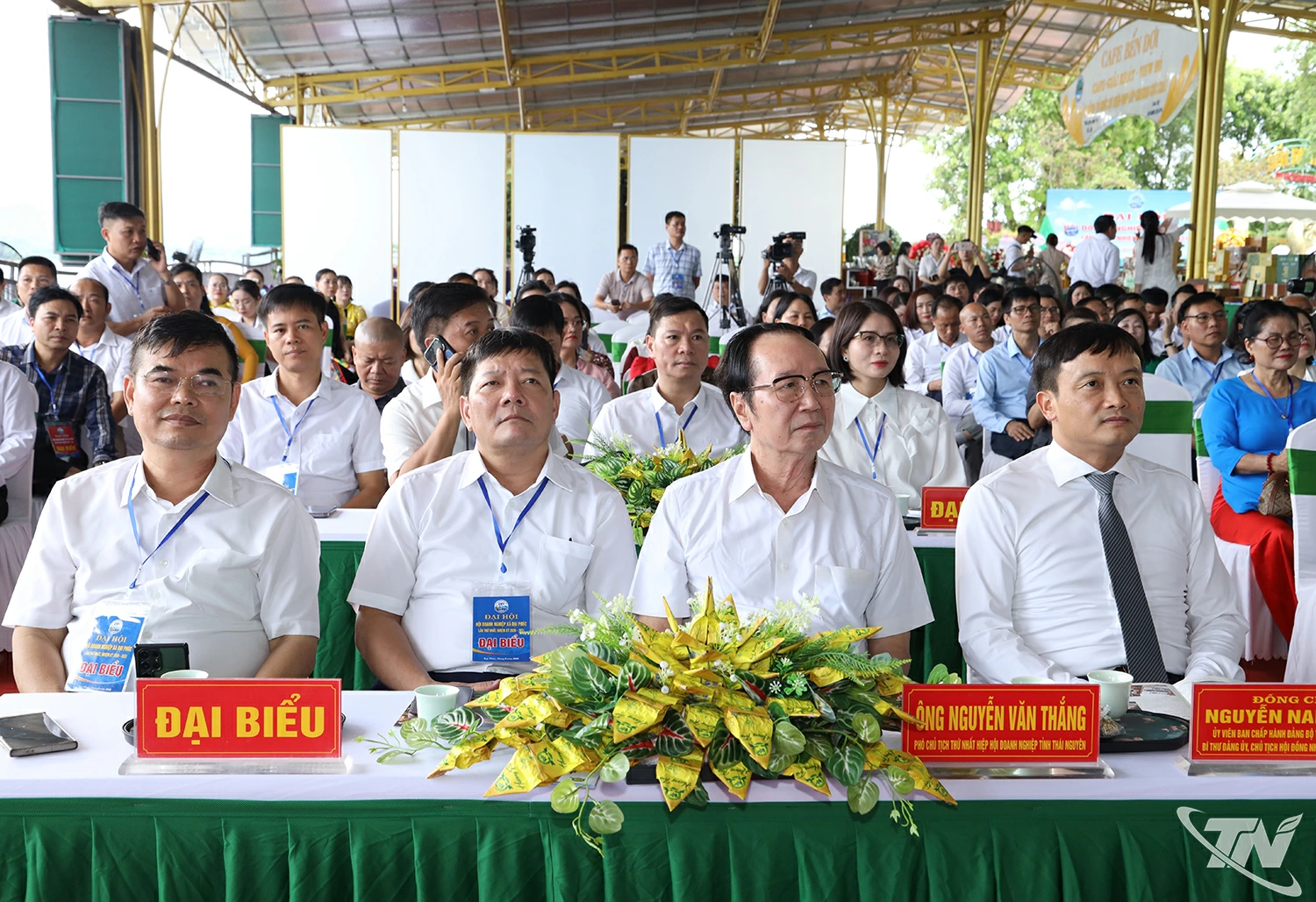 Các đại biểu tham dự Đại hội Hội Doanh nghiệp xã Đại Phúc lần thứ nhất.