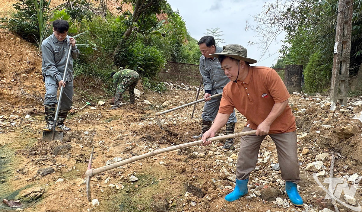 Công ty TNHH MTV Khai thác thủy lợi Thái Nguyên huy động lực lượng khắc phục công trình thủy lợi bị hư hỏng sau mưa lũ