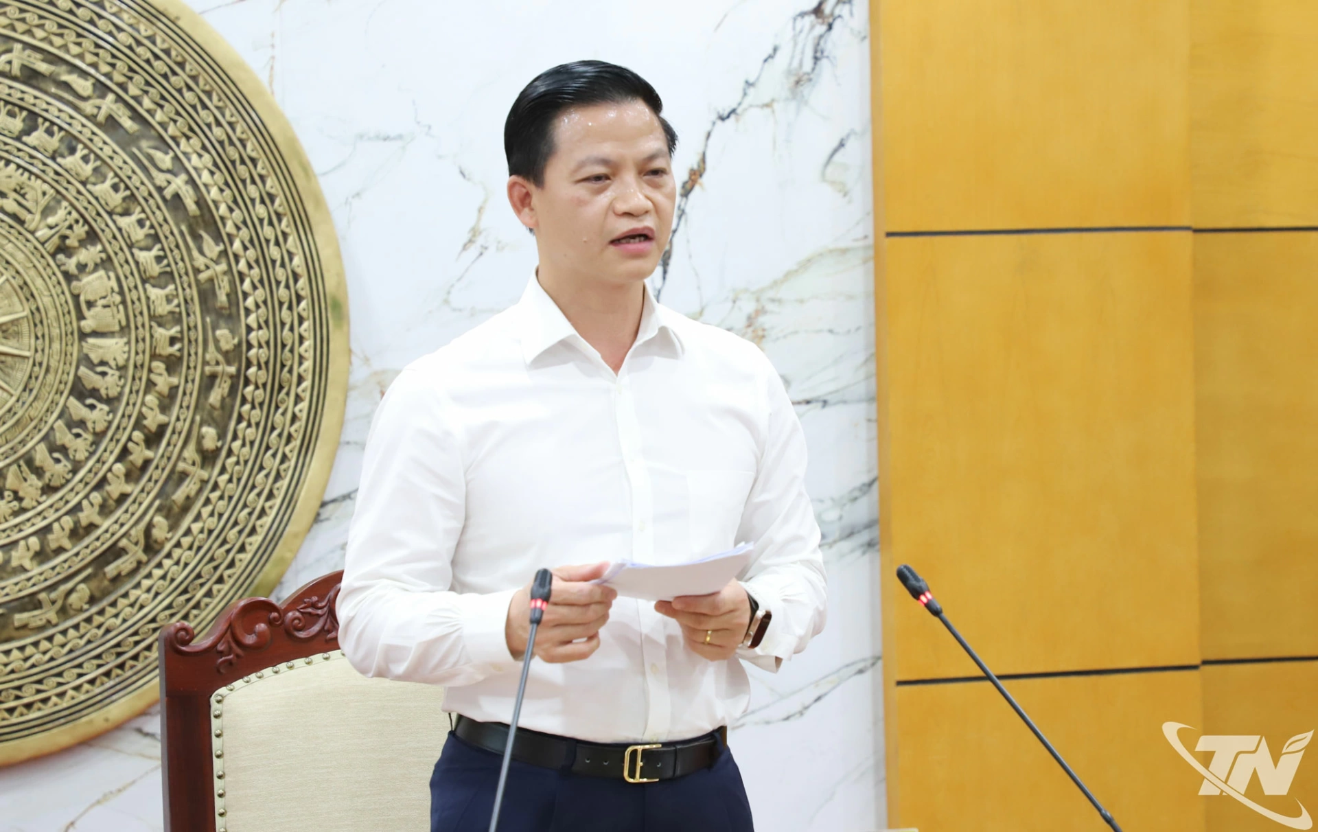 Đồng chí Vương Quốc Tuấn, Chủ tịch UBND tỉnh tham luận từ điểm cầu tỉnh Thái Nguyên.